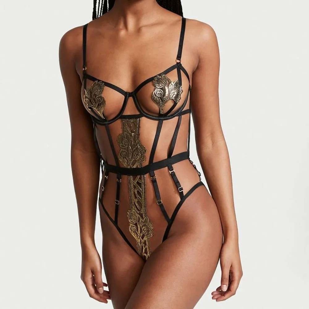 Victoria's Secret Size M Very Sexy Baroque Embroidered Strappy Cutout Teddy